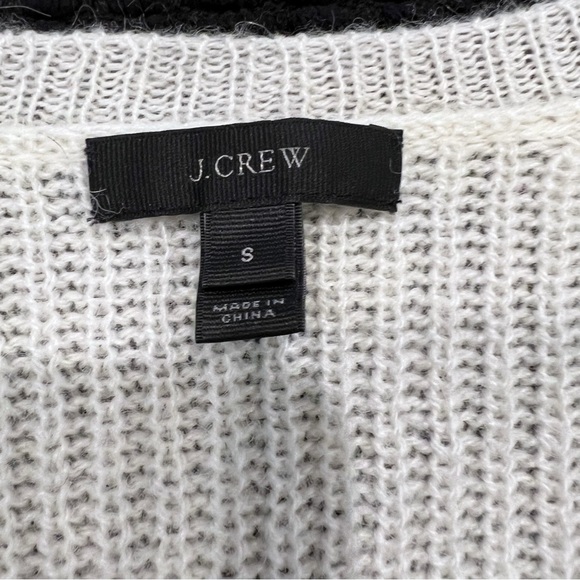 J. Crew Alpaca Wool Blend Neutral Cream V Neck Relaxed Fit Sweater Women’s Small - Picture 3 of 5